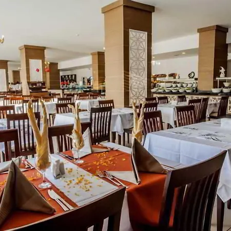 Eftalia Splash Szálloda Alanya